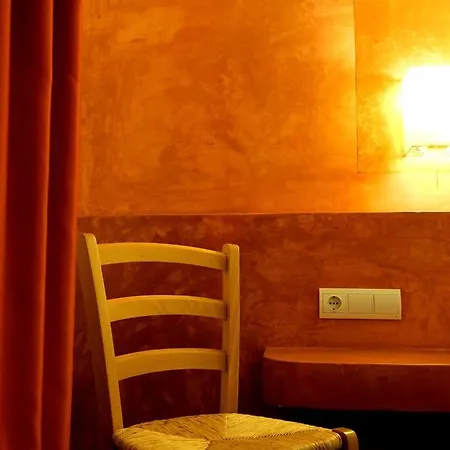 Hotel Carmen 3*
