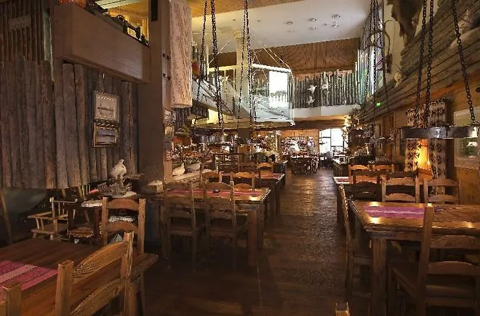 Carmen 3* Ρόζες